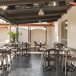 L'initial Hotel