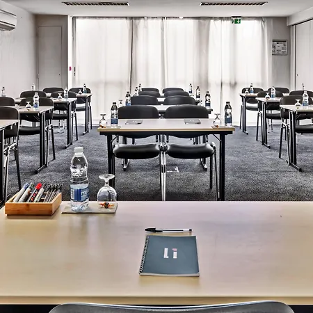 Hotell L'initial Toulouse