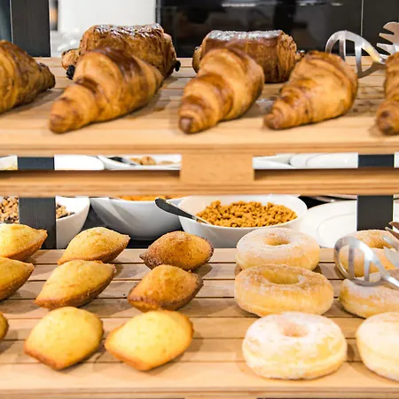 L'initial Отель 4*