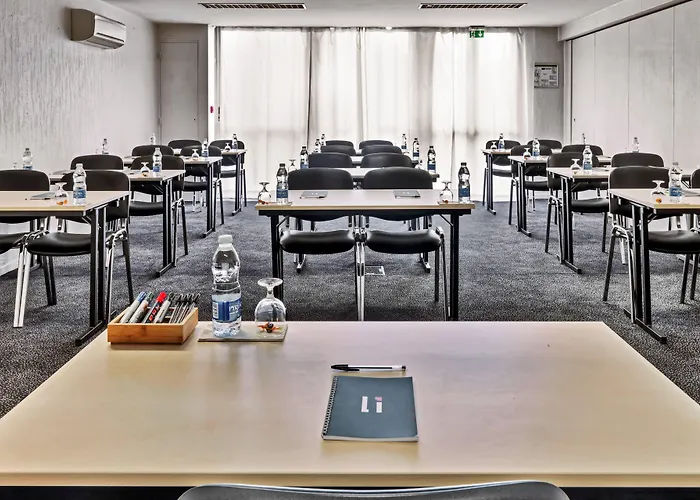 Hotel L'initial Toulouse